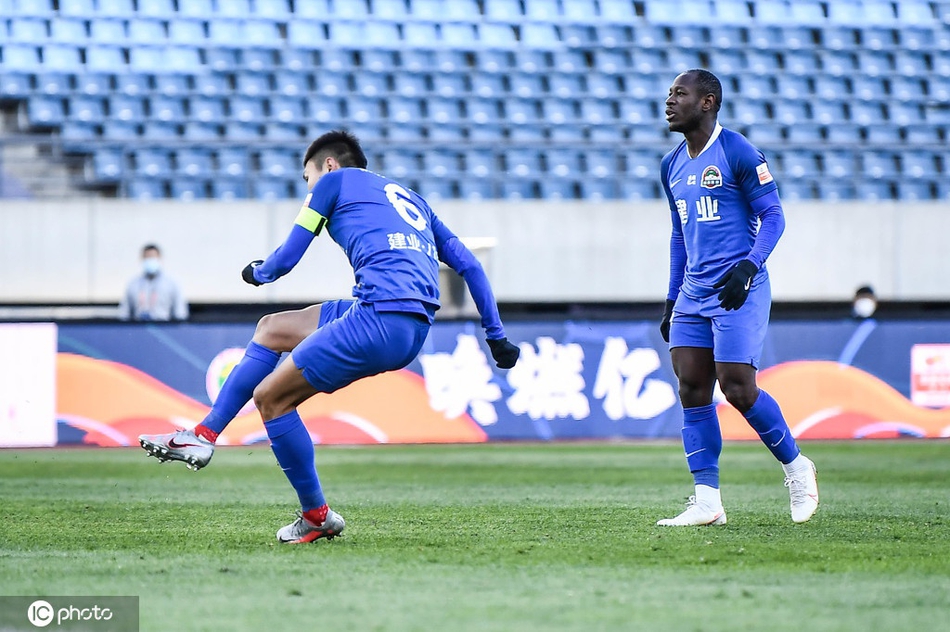 王上源轰出世界波