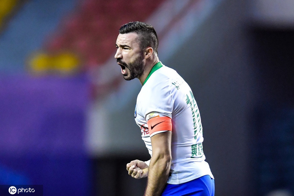 亚历山德里尼进球