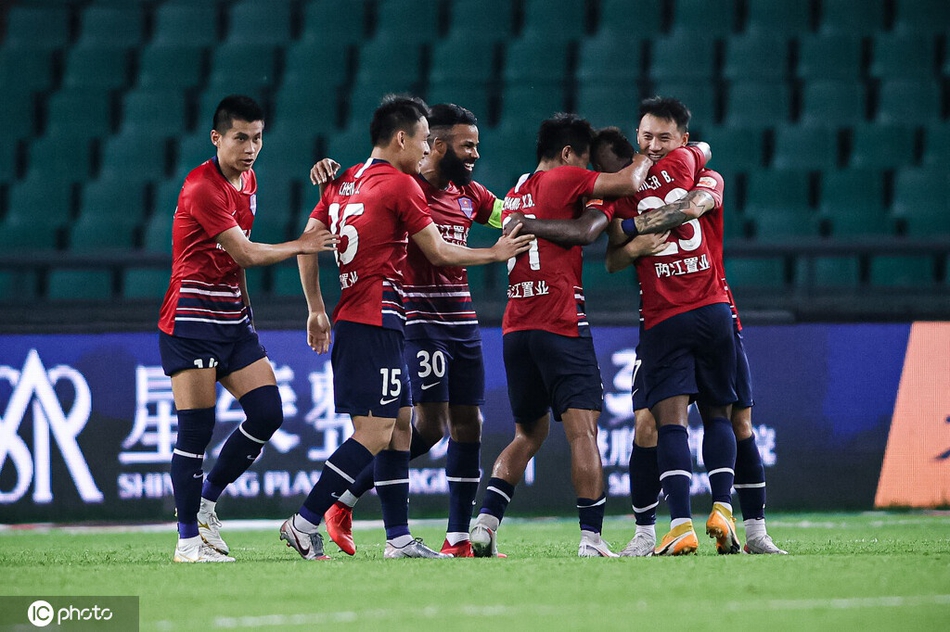 [中超]重庆队3-2逆转河南队
