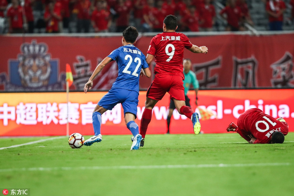 [中超]上海上港2-1河南建业