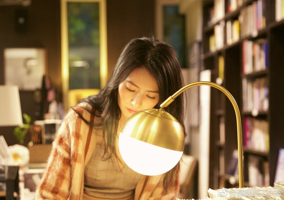 高圆圆宣布怀孕 她曾是国安球迷