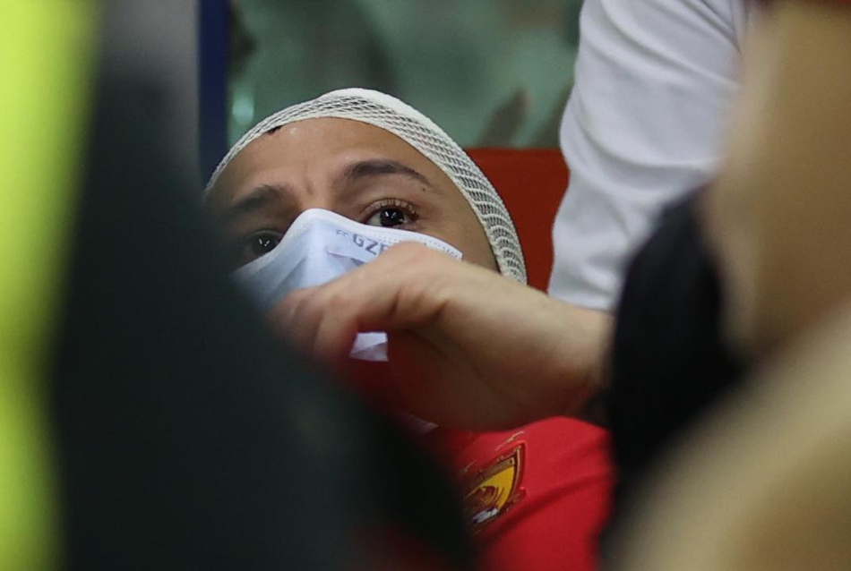 新浪直击广州队2-2广州城