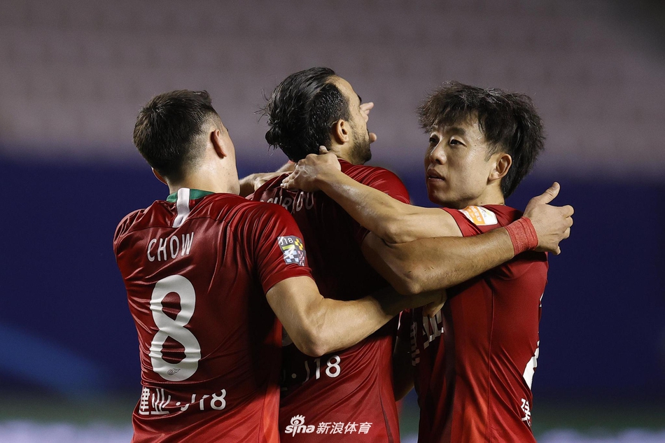 多拉多点球破门