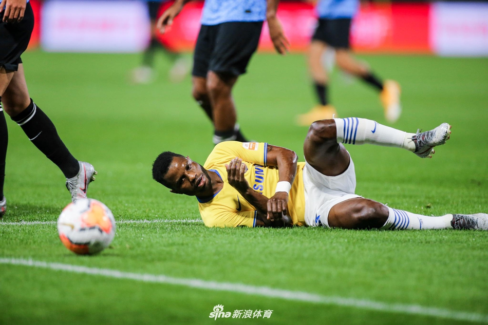 [中超]大连人1-1江苏苏宁