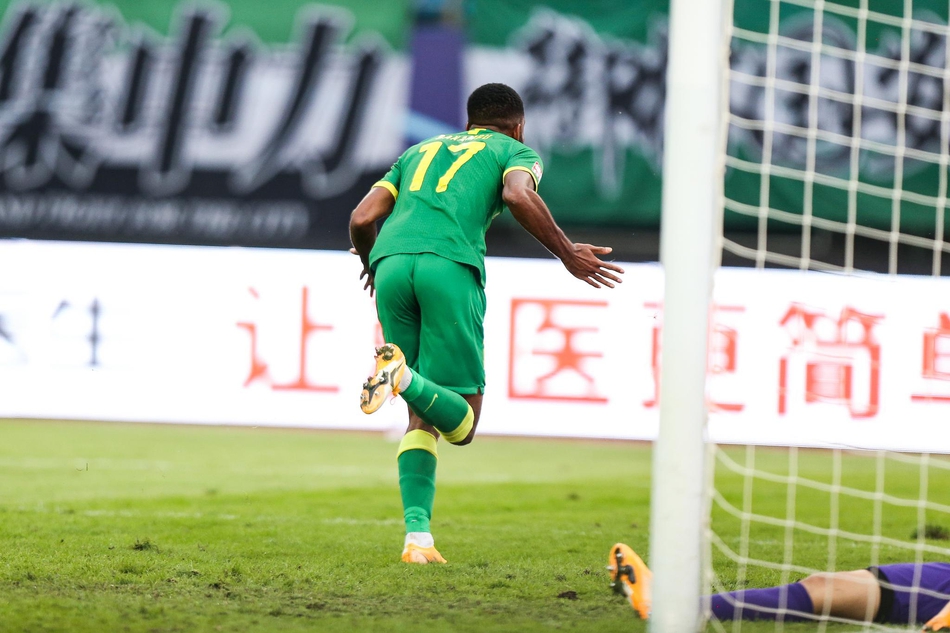 巴坎布扳平比分