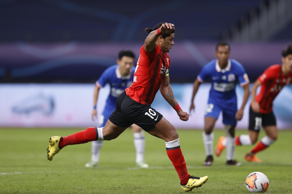 胡尔克点球瞬间