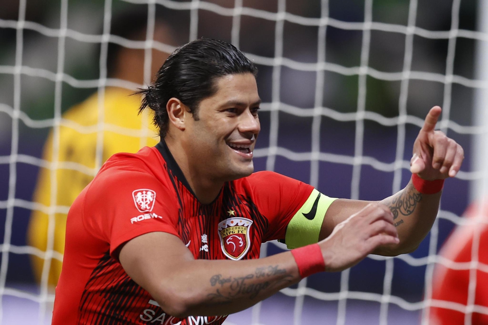 胡尔克助上港领先