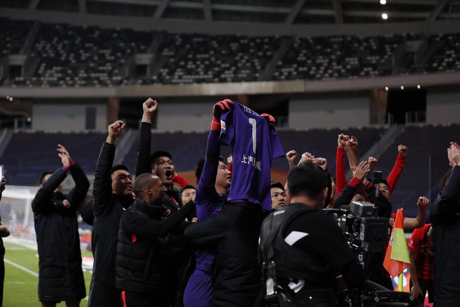 新浪直击上海上港点球战6-5上海申花