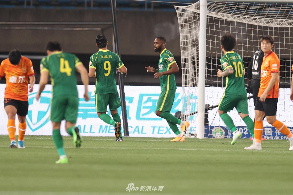 [中超]新浪直击武汉队VS国安