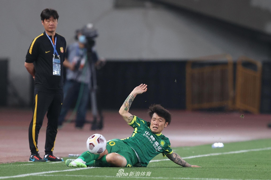 [中超]新浪直击武汉队VS国安