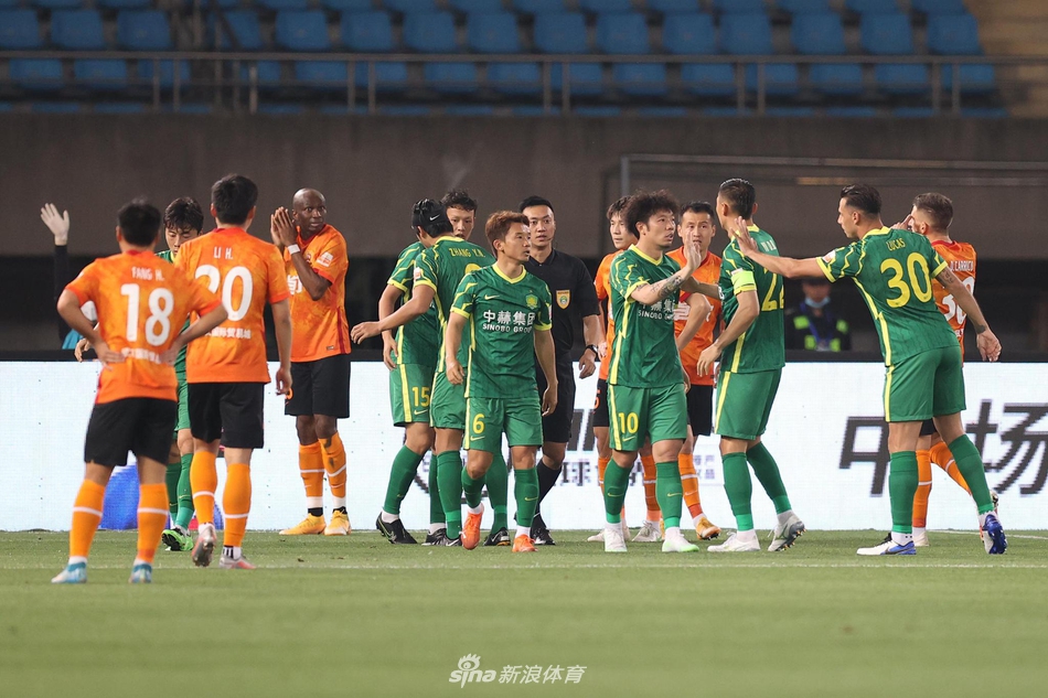 [中超]新浪直击武汉队VS国安