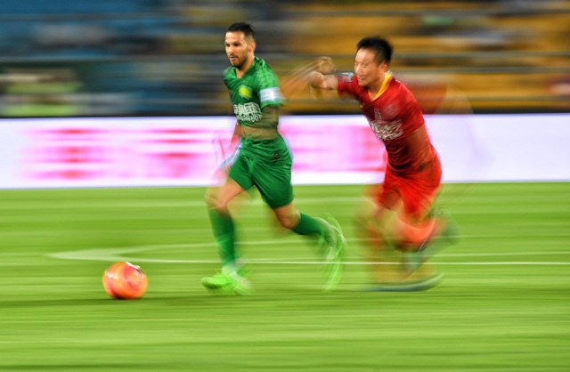 《现实版“猫捉老鼠”》 安灵均(中国体育报)