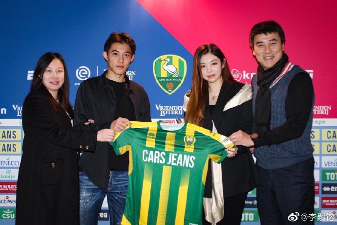 中国最帅足球运动员诞生? 李明之子侧颜如翻版刘德华