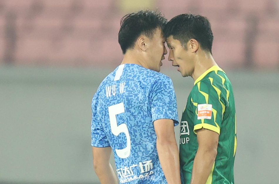 新浪直击北京国安2-0大连人