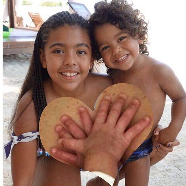 保利尼奥与他的四个萌娃