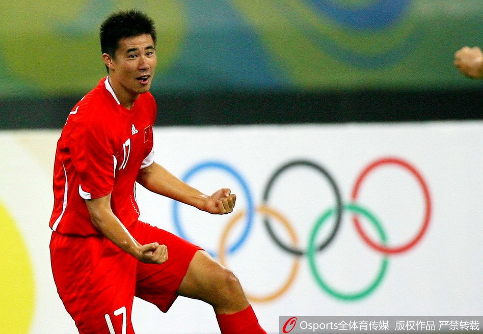 董方卓打进历史性一球