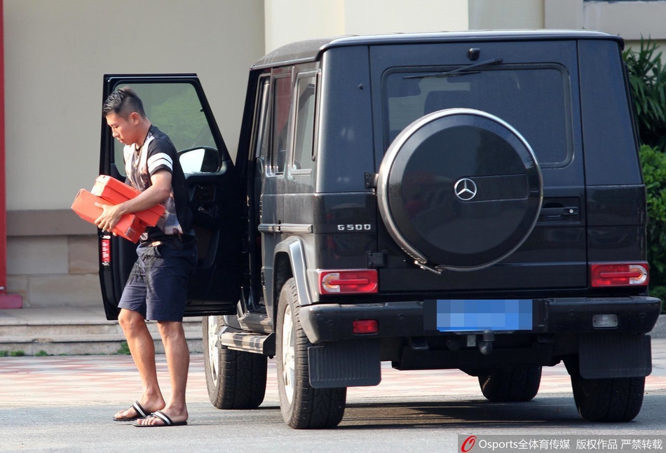 于汉超与他的豪车