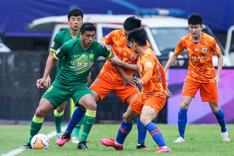 张玉宁寻找机会