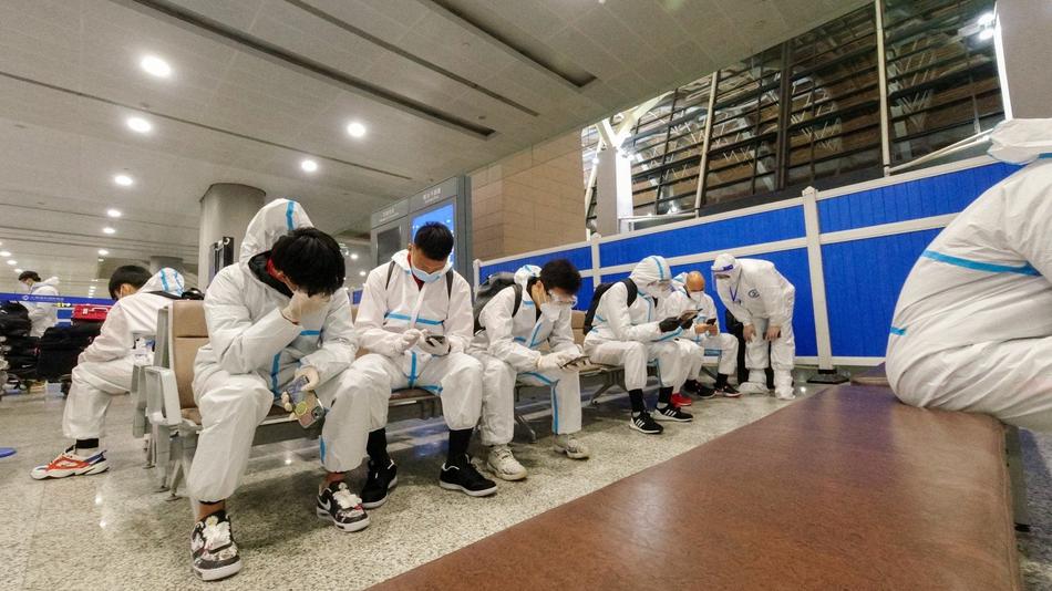 终于回来了!上港结束亚冠抵达上海 将进行两周隔离