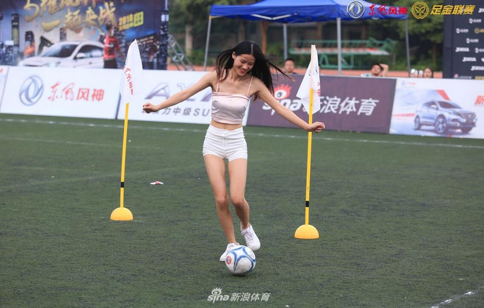 中国顶级足球赛与顶级女神的融合