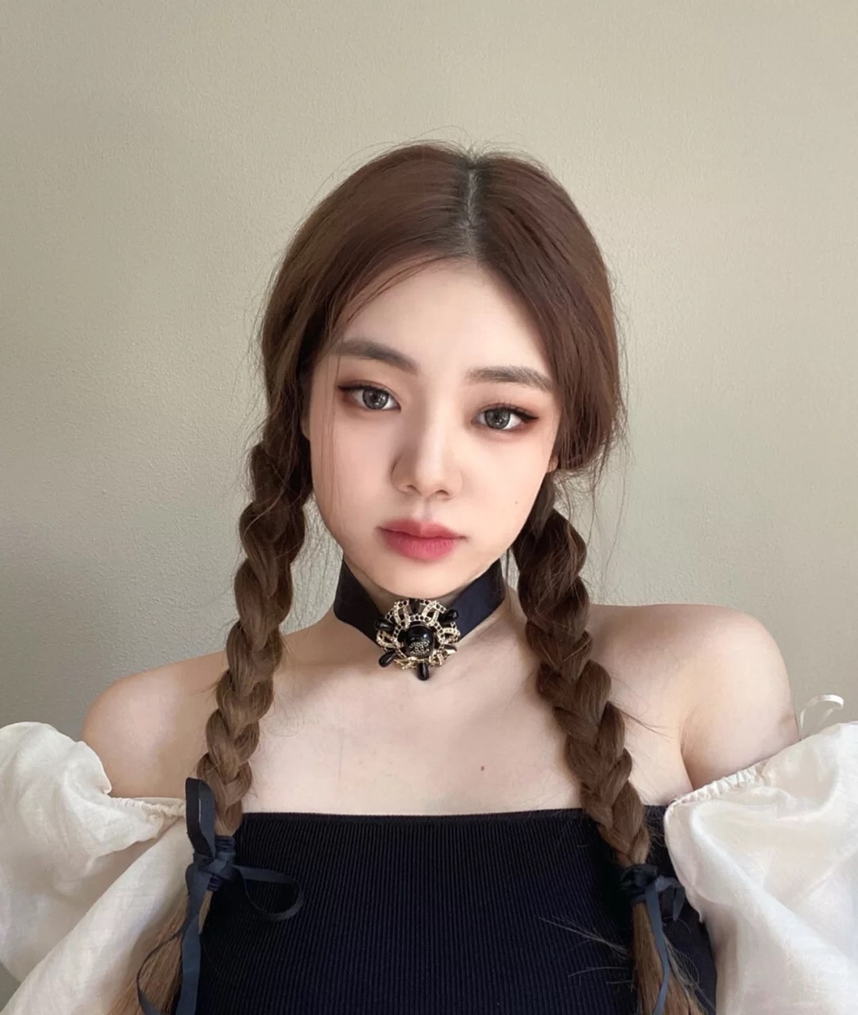 李嗣F姐姐也是神仙颜值 被评像女团成员