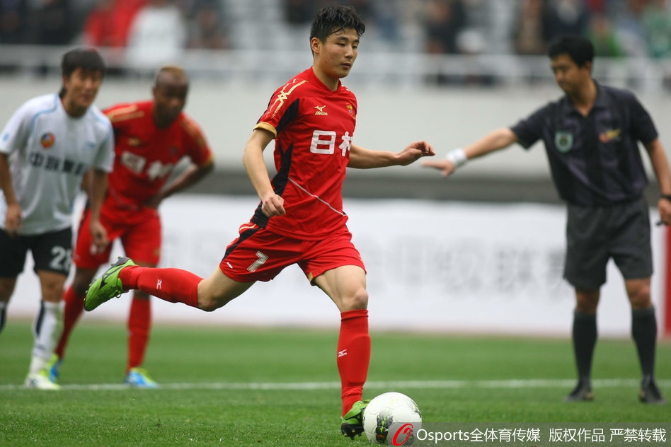 2012年中甲赛场的武磊