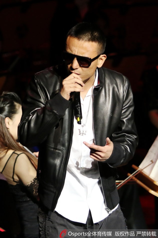 申花音乐会毛剑卿秀rap