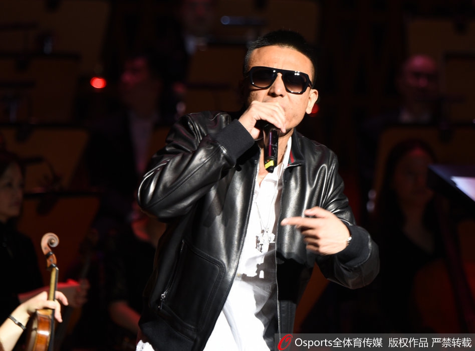 申花音乐会毛剑卿秀rap