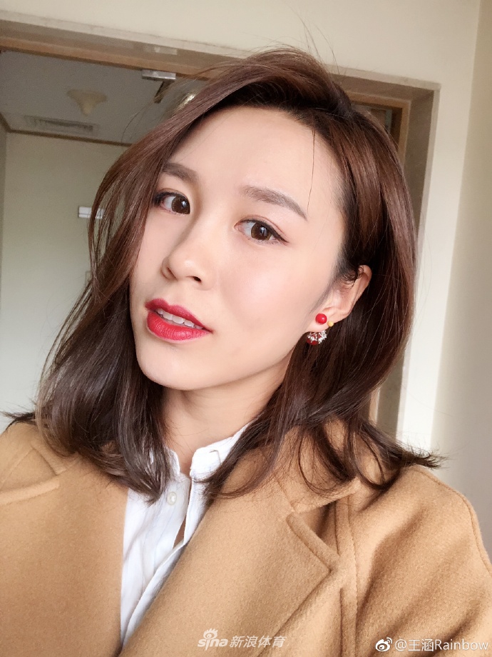 中国跳水气质美女王涵美照