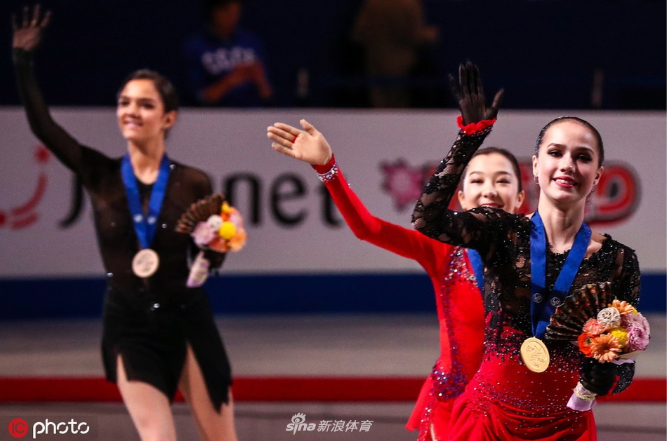 花滑世锦赛扎吉托娃夺冠 成就大满贯