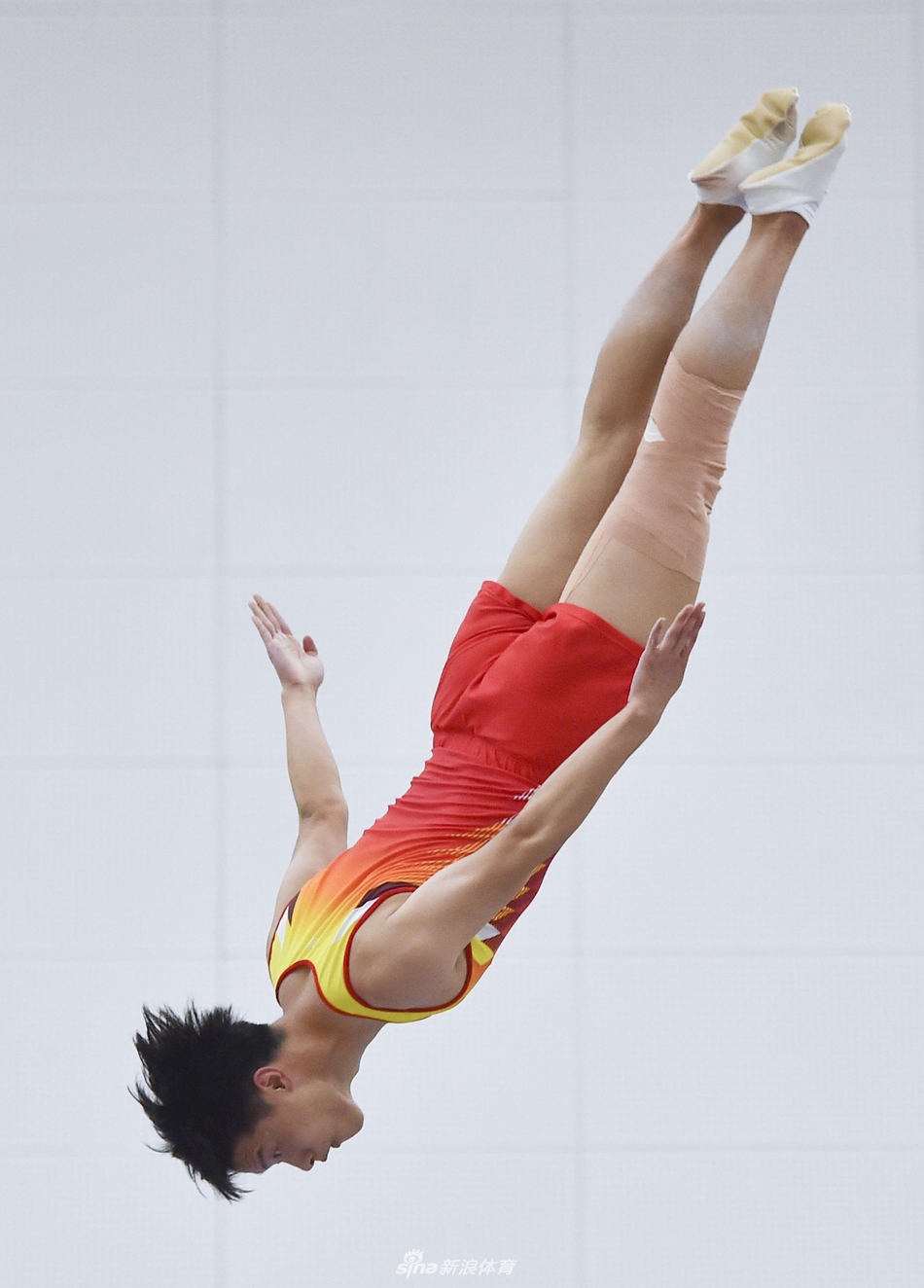 东京奥运会蹦床男子网上个人模拟赛在津举行