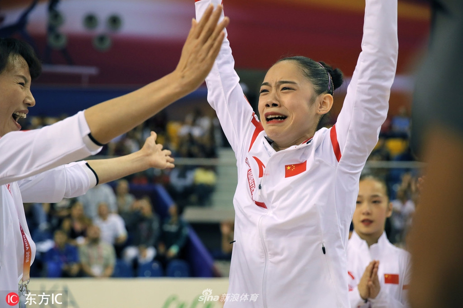 体操世锦赛刘婷婷平衡木封后
