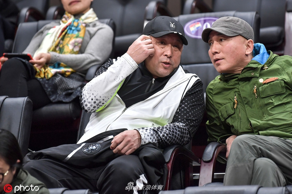 李永波观战CBA半决赛