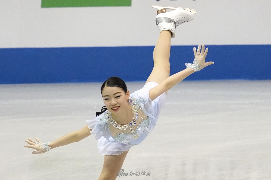 纪平梨花创短节目新世界纪录