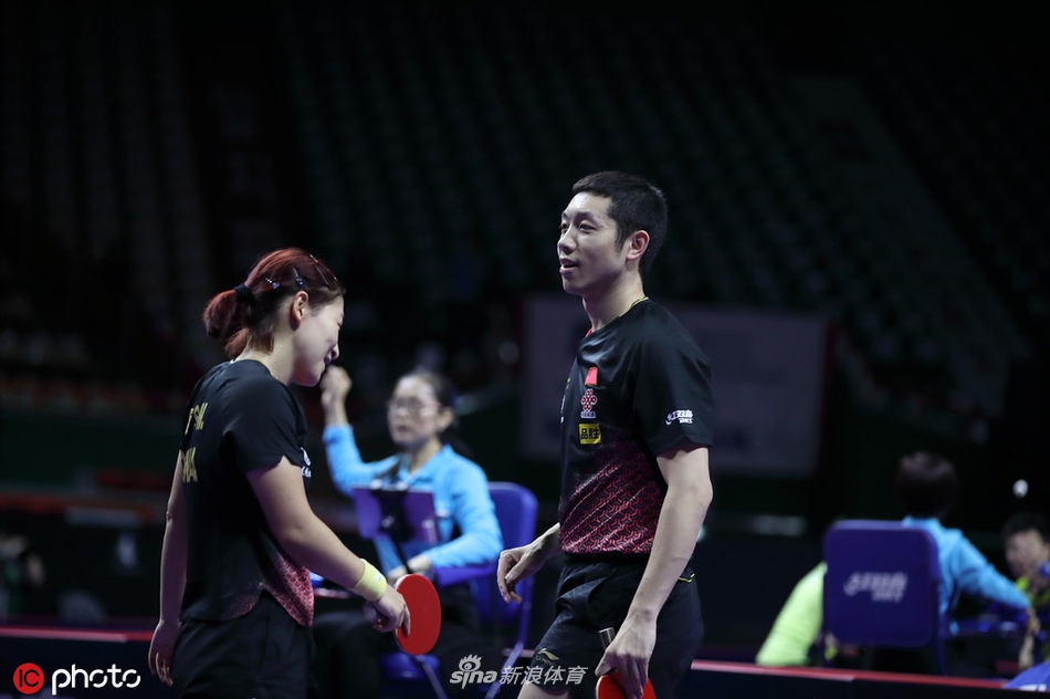 韩乒赛许昕/刘诗雯混双首轮速胜