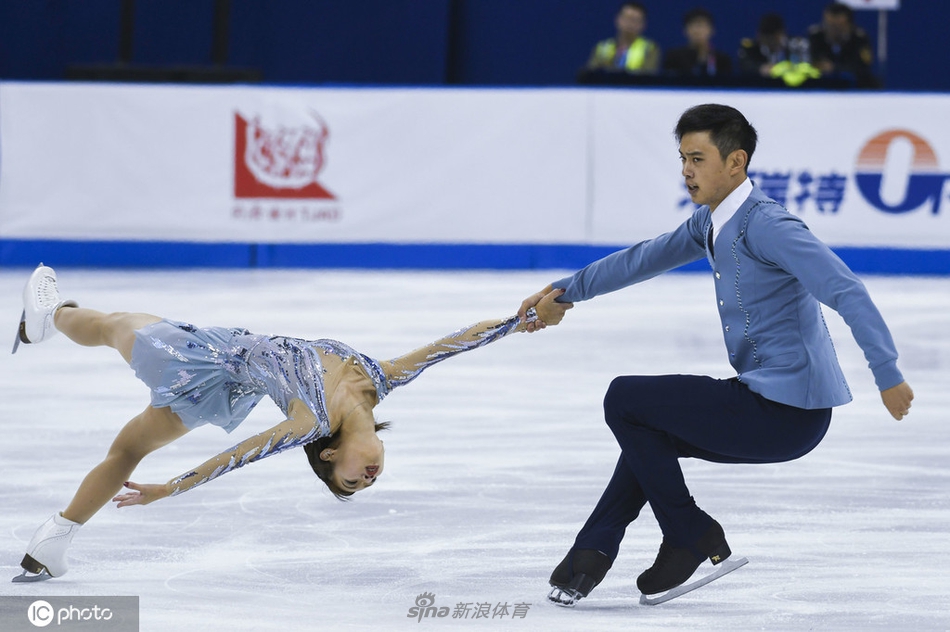 超级杯彭程/金杨双人滑摘金 唐菲遥/杨泳超季军