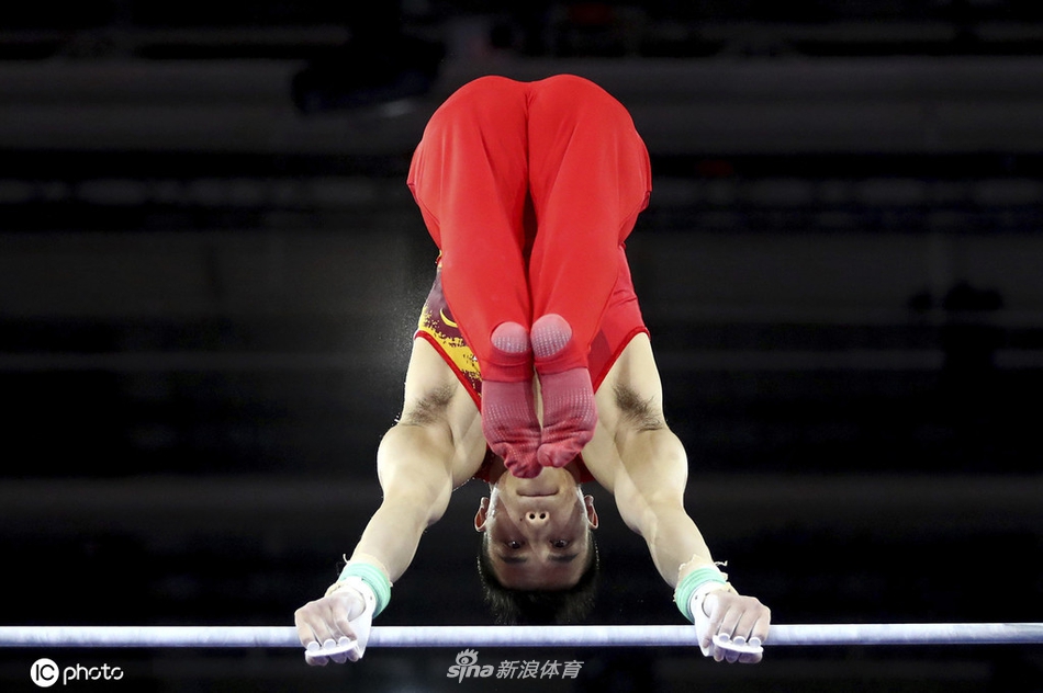 体操世锦赛中国男团暂居资格赛第二