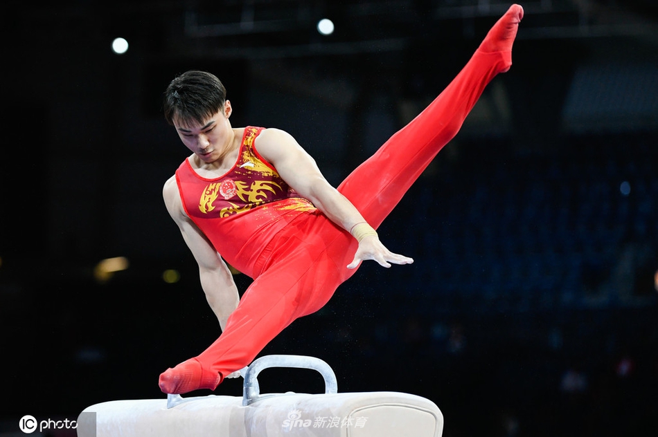 体操世锦赛中国男团获亚军