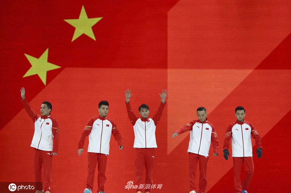 体操世锦赛中国男团获亚军