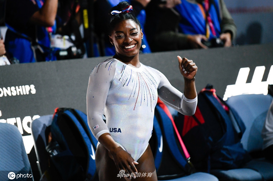 体操世锦赛女子全能 拜尔斯第五次封后