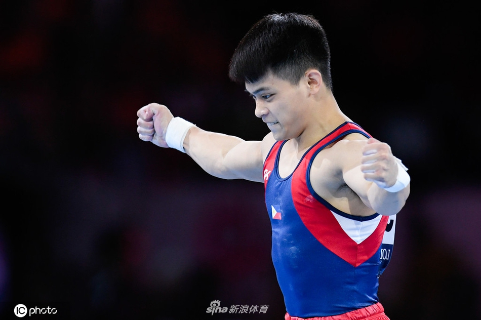 世锦赛菲律宾选手夺男子自由体操冠军