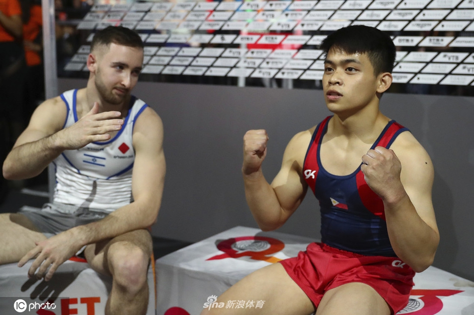 世锦赛菲律宾选手夺男子自由体操冠军