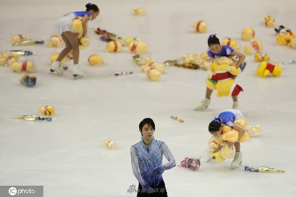 花滑大奖赛羽生结弦领跑短节目