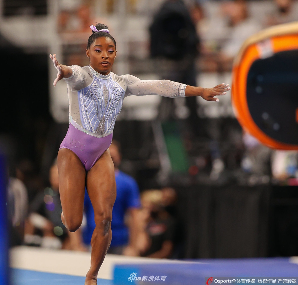 拜尔斯领衔出战全美体操锦标赛