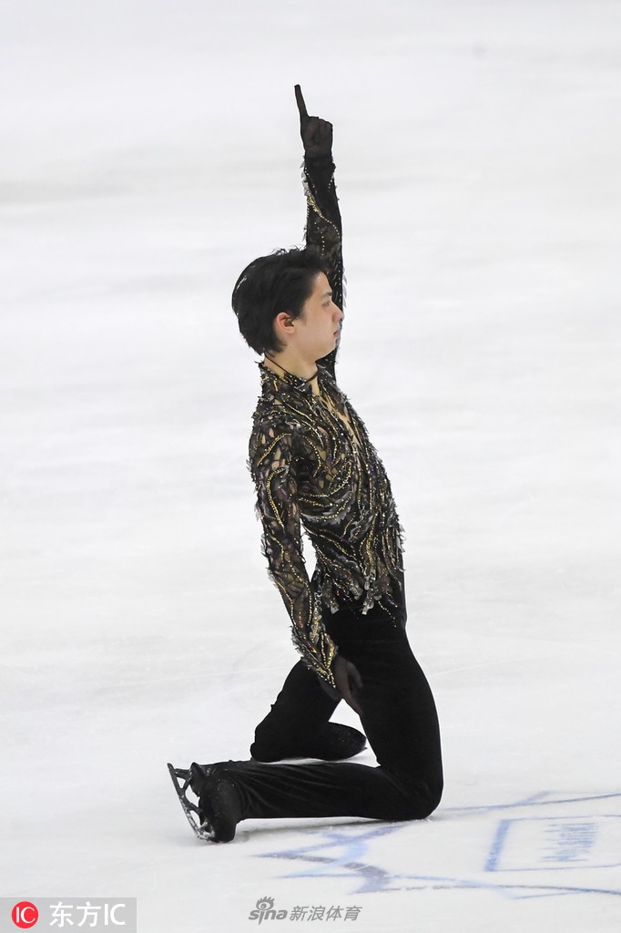 花滑大奖赛羽生结弦创纪录夺冠