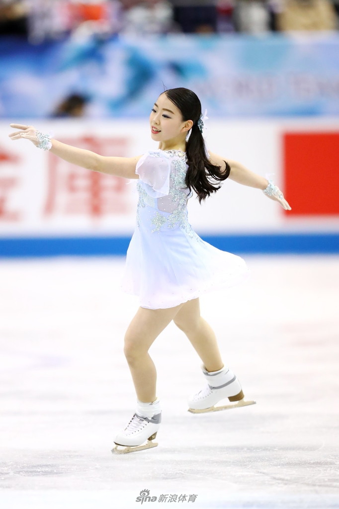 纪平梨花创短节目新世界纪录