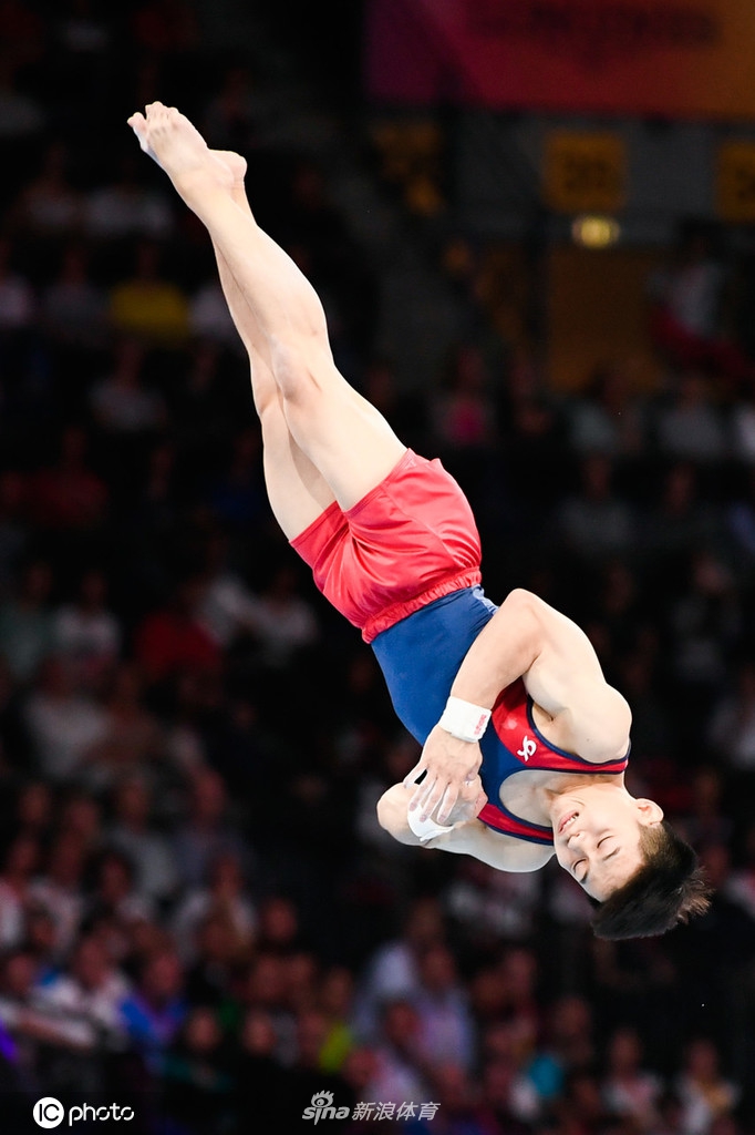 世锦赛菲律宾选手夺男子自由体操冠军