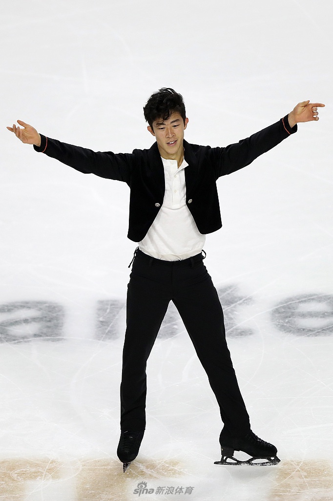 花滑大奖赛美国站陈巍短节目第一