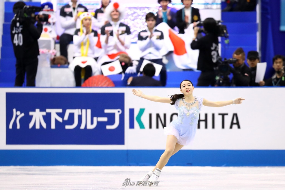 纪平梨花创短节目新世界纪录