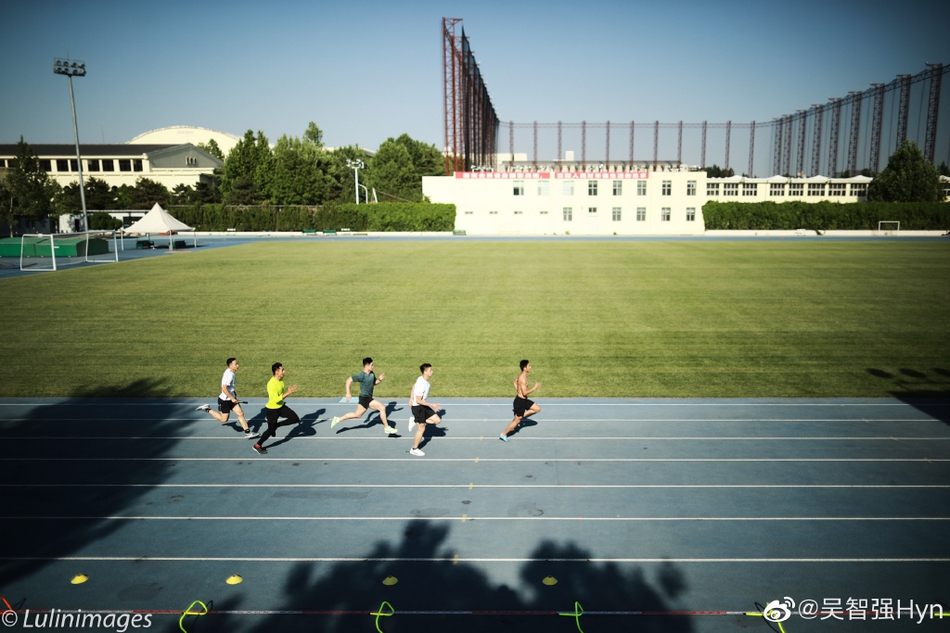 中国短跑队备战接力世锦赛